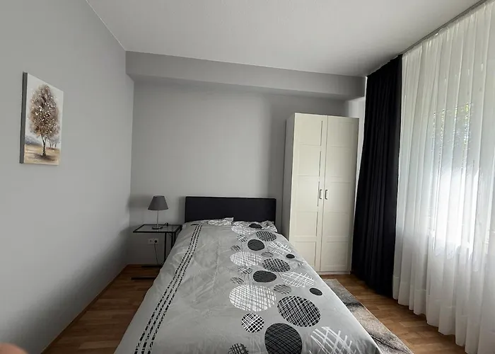 1 Room In Central Location-Lilac